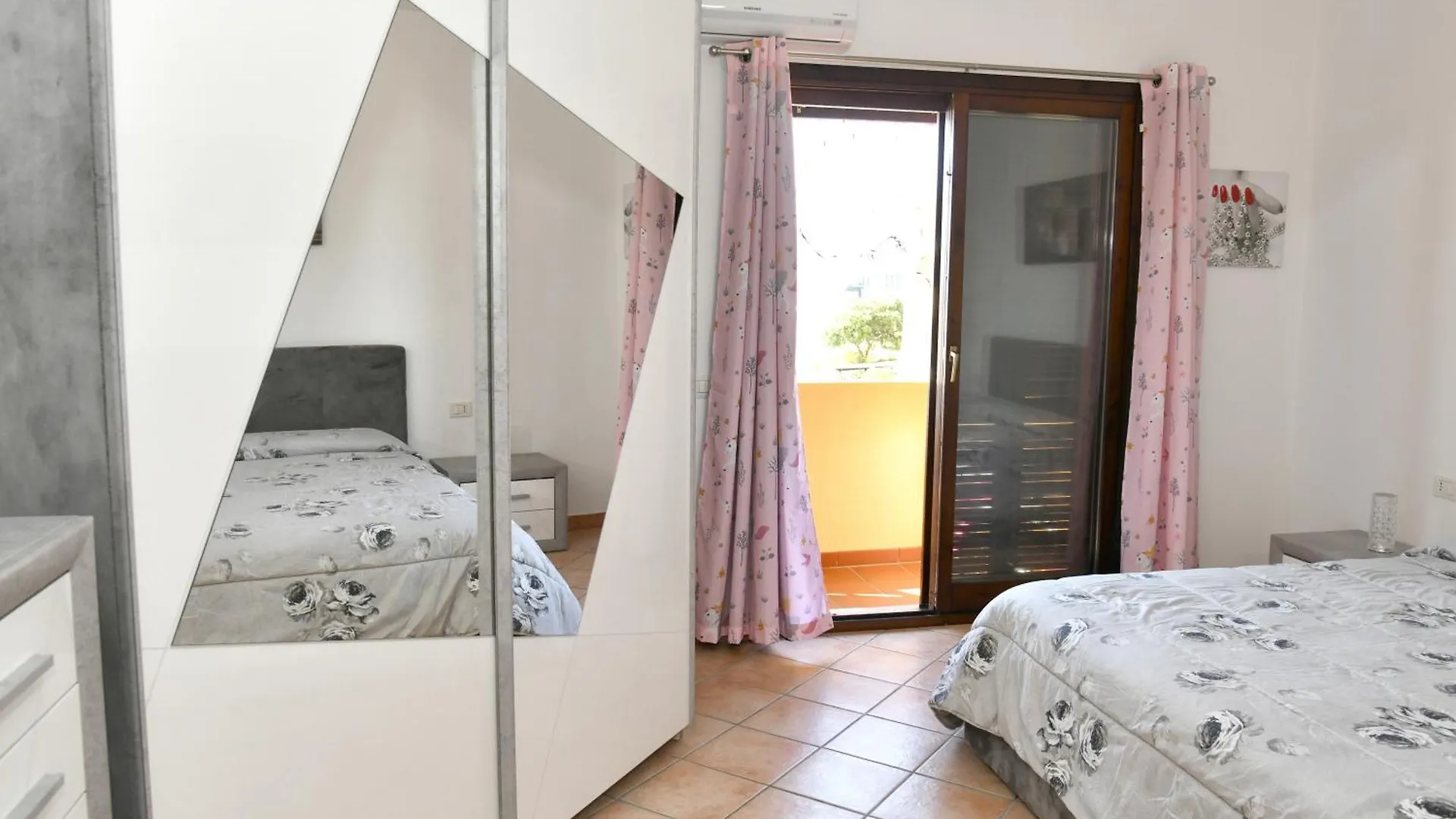 Perla Apartment Con Vista Mare Olbia